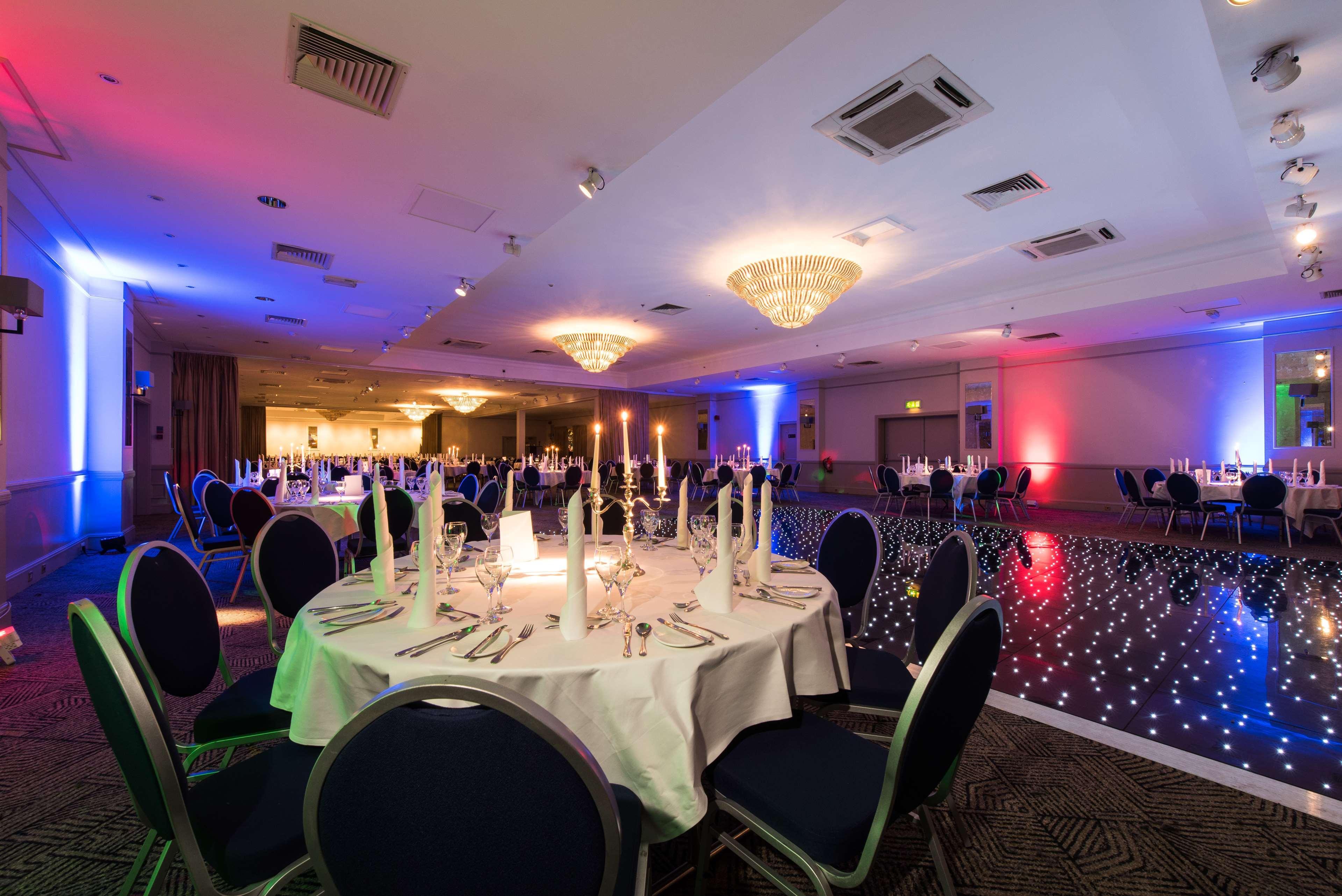 Doubletree By Hilton Aberdeen Treetops Exterior foto