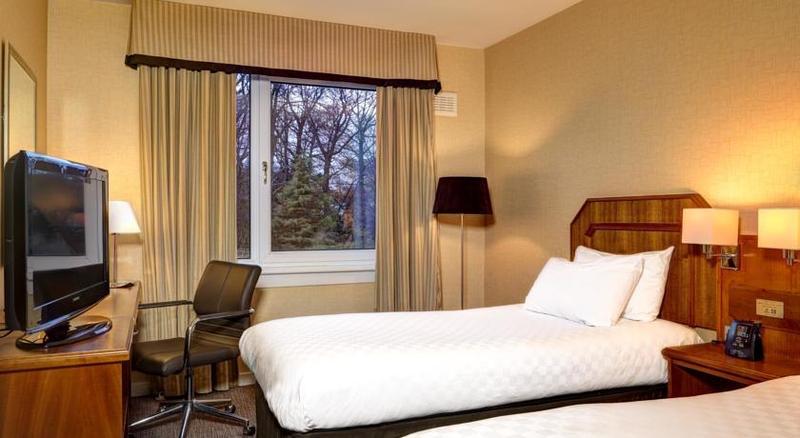 Doubletree By Hilton Aberdeen Treetops Exterior foto